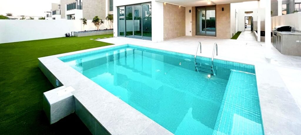 Best Swimming Pool Contractors in Dubai